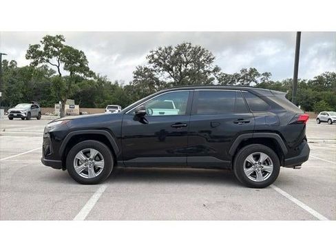 Certified 2025 Toyota RAV4 XLE FWD image 10