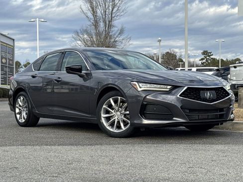 Used 2023 Acura TLX image 2