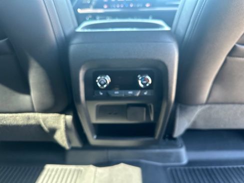 Certified 2026 Chevrolet Traverse RS AWD/4WD image 29