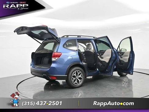 Used 2023 Subaru Forester Premium AWD/4WD image 70