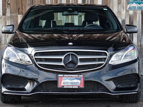 Used 2016 Mercedes-Benz E 400 4MATIC Sedan image 6