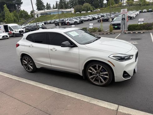 Used 2022 BMW X2 M35i w/ Premium Package AWD/4WD image 6