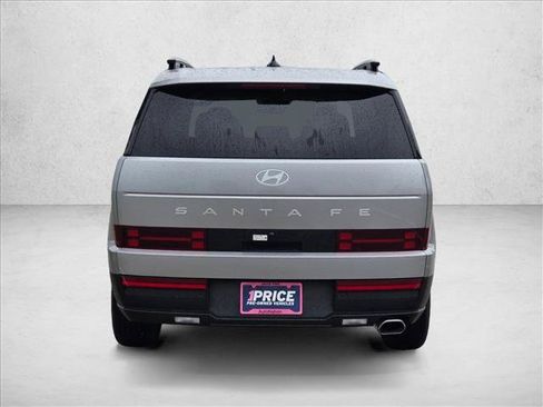 Used 2026 Hyundai Santa Fe SEL FWD image 7