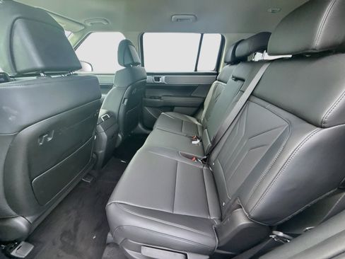 New 2027 Hyundai Santa Fe SEL FWD image 17