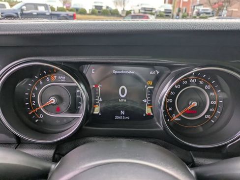 Used 2021 Jeep Wrangler Unlimited Sahara image 26