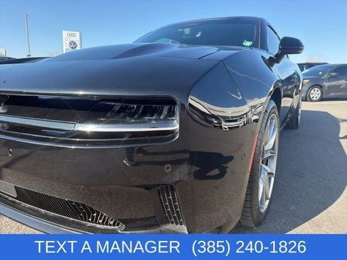 Used 2025 Dodge Charger Scat Pack w/ Track Pack image 2