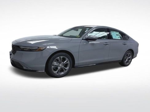 New 2025 Honda Accord EX-L image 4