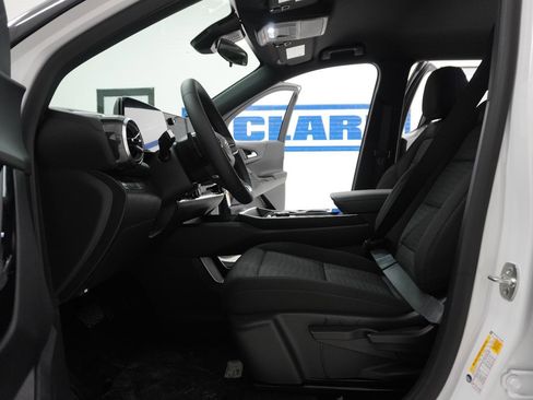 New 2026 Chevrolet Equinox LT FWD image 15