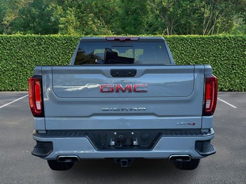 Used 2025 GMC Sierra 1500 AT4 w/ AT4 Premium Package image 8