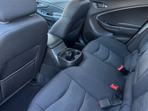 Used 2019 Chevrolet Volt LT w/ Comfort Package FWD image 13