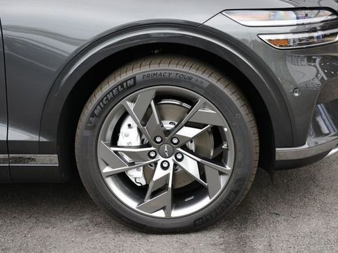 New 2025 Genesis Electrified GV70 Advanced w/ Prestige Package image 4