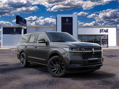 New 2027 Lincoln Navigator Reserve w/ Jet Appearance Package AWD/4WD image 4