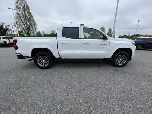 New 2025 Chevrolet Colorado LT w/ LT Convenience Package RWD image 56