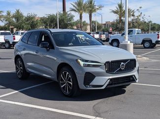 Used 2025 Volvo XC60 B5 Ultra w/ Protection Package Premier video 3