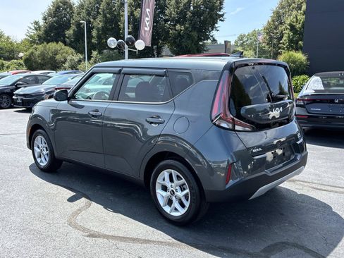 Used 2025 Kia Soul S FWD image 5