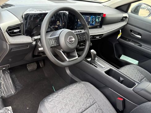 New 2026 Nissan Kicks SV AWD/4WD image 16