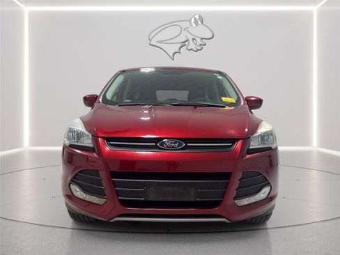 Used 2016 Ford Escape SE FWD image 9