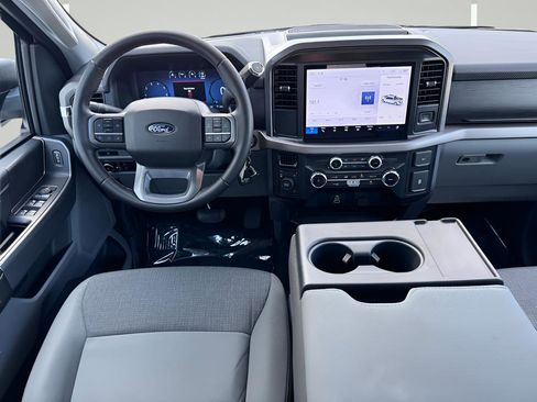 Used 2025 Ford F150 XLT w/ Equipment Group 301A Standard image 5