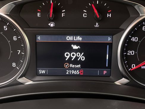 Certified 2024 GMC Terrain AT4 w/ Tech Package image 15