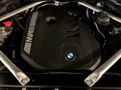 New 2026 BMW X5 sDrive40i w/ Premium Package image 17