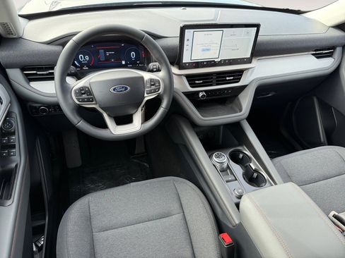 New 2026 Ford Explorer Active image 15