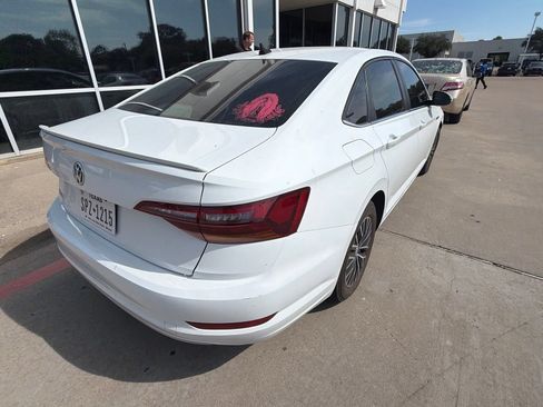 Used 2019 Volkswagen Jetta SEL FWD image 6