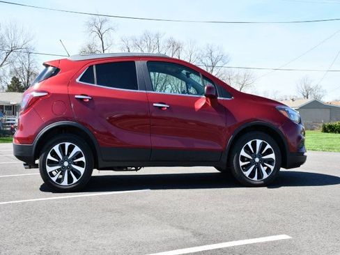 Used 2021 Buick Encore Preferred image 8