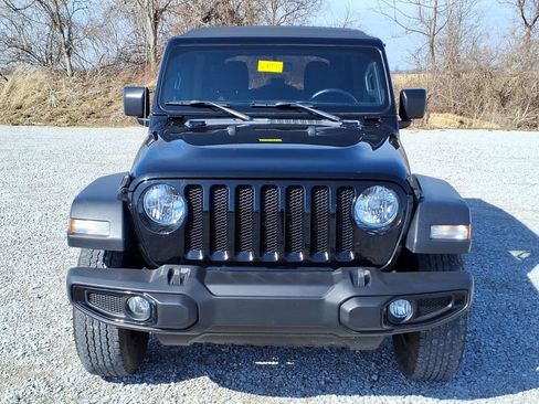 Used 2021 Jeep Wrangler Unlimited Sport AWD/4WD image 32