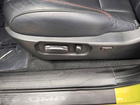 Used 2022 Toyota Tacoma TRD Pro AWD/4WD image 18
