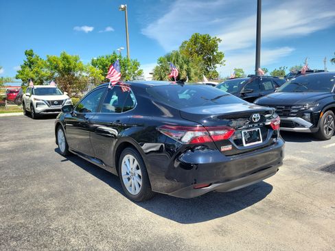 Used 2024 Toyota Camry LE w/ Convenience Package FWD image 9