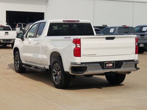 Used 2025 Chevrolet Silverado 1500 LT AWD/4WD image 5