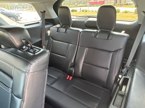 Used 2024 Ford Explorer XLT w/ Equipment Group 202A image 23