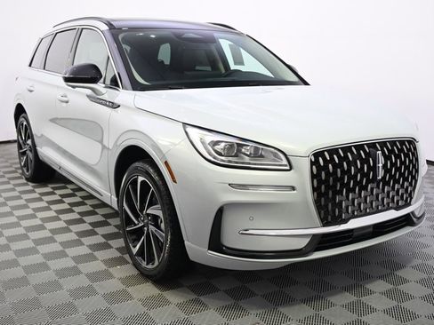 New 2026 Lincoln Corsair Grand Touring image 8