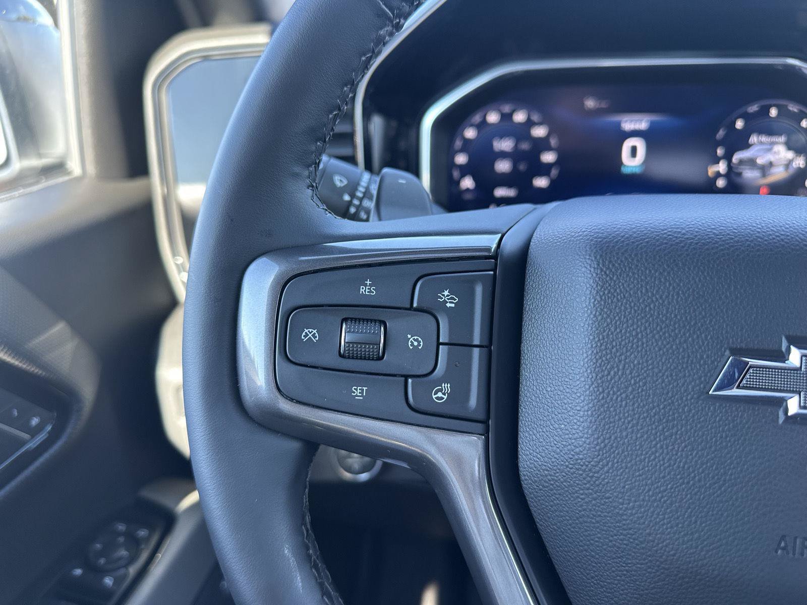 Used 2026 Chevrolet Silverado 1500 ZR2 AWD/4WD image 17