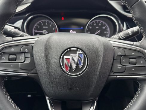 Used 2022 Buick Encore GX Select w/ Experience Buick Package image 15