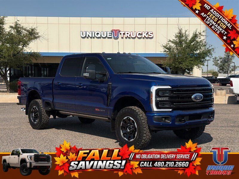 Used 2026 Ford F350 Platinum w/ Tremor Off-Road Package AWD/4WD image 4
