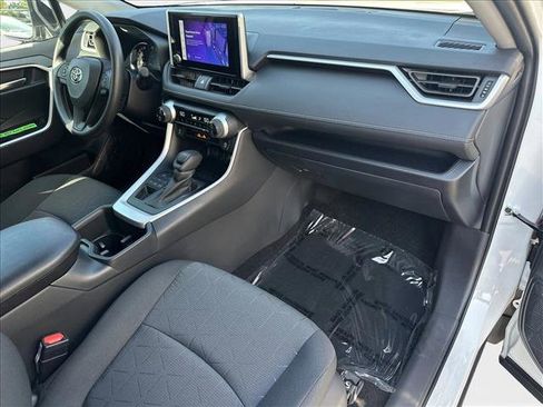 New 2025 Toyota RAV4 XLE image 24