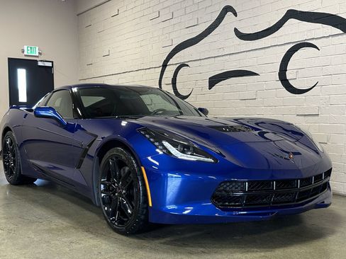Used 2016 Chevrolet Corvette Stingray Coupe w/ Carbon Flash Badge Package RWD image 5
