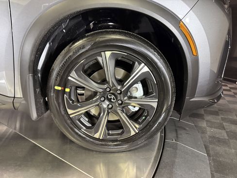 New 2026 INFINITI QX60 Autograph image 9