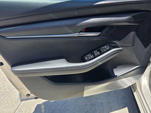 Certified 2026 MAZDA MAZDA3 s Sport FWD image 8