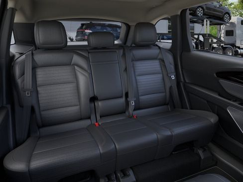 New 2026 Lincoln Nautilus Reserve AWD/4WD image 11