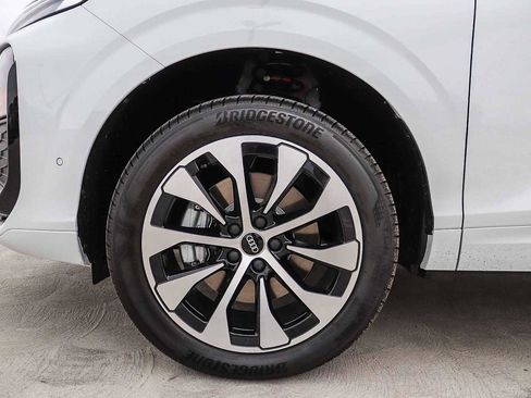 New 2026 Audi Q3 quattro 2.0T AWD/4WD image 14