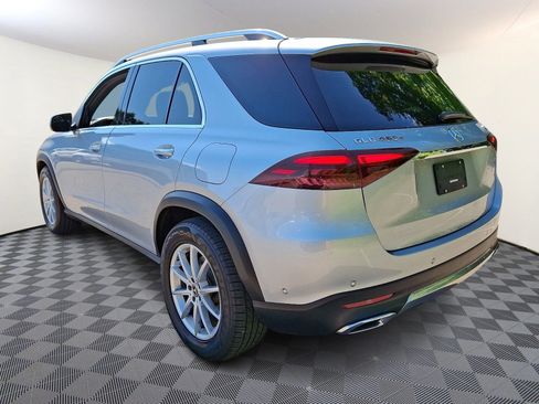 Used 2024 Mercedes-Benz GLE 450e 4MATIC image 4