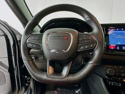 Used 2025 Dodge Durango R/T AWD/4WD image 16