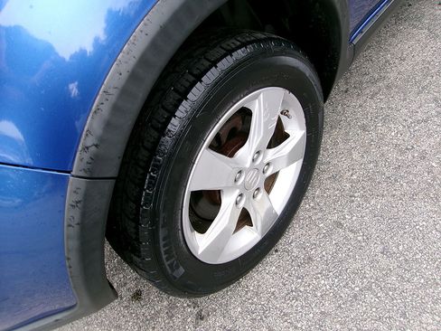 Used 2012 Suzuki SX4 AWD Hatchback image 7