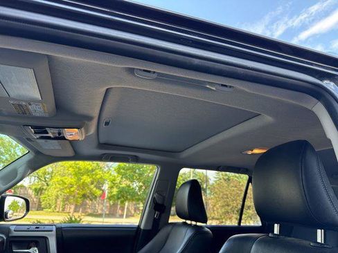 Used 2015 Toyota 4Runner Limited AWD/4WD image 10
