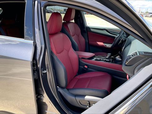 Used 2025 Lexus NX 250 FWD w/ Accessory Package (Z1) image 8