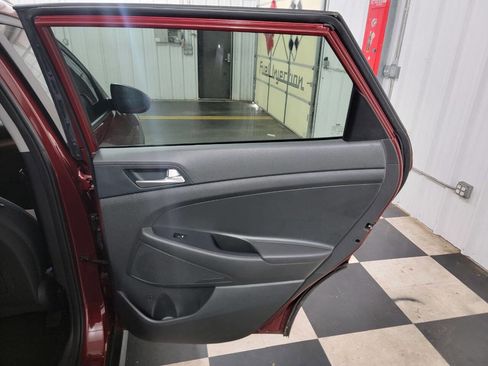 Used 2020 Hyundai Tucson Value FWD image 18