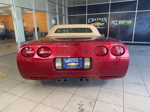 Used 2001 Chevrolet Corvette Convertible w/ Preferred Equipment Group2 image 6
