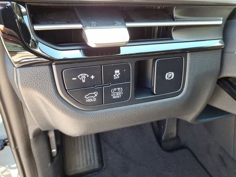New 2026 Kia Sportage SX Prestige AWD/4WD image 17